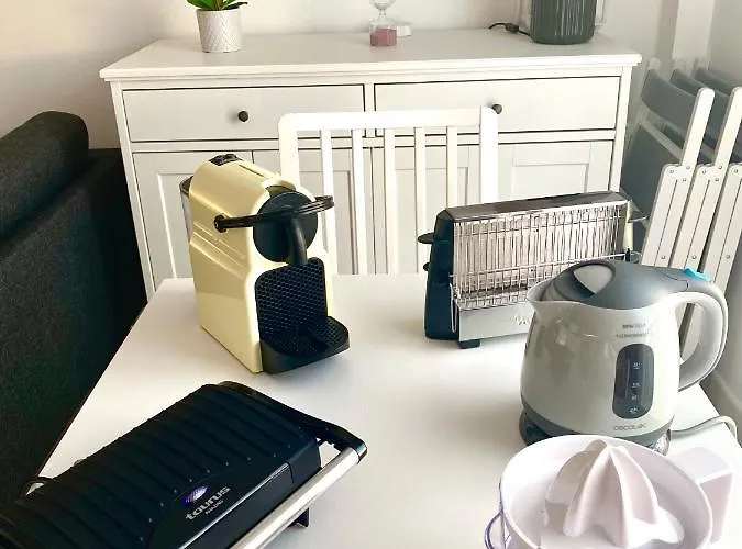 Luz De Conil Calefaccion Y Wifi -solo Familias O Pareja- No Aceptamos Grupos- Conil De La Frontera