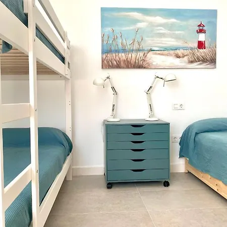Luz De Conil Aire Acondicionado Y Wifi -solo Familias Y Parejas-
