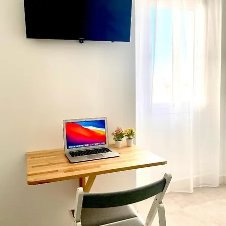 Luz De Conil Aire Acondicionado Y Wifi -solo Familias Y Parejas- Apartamento *