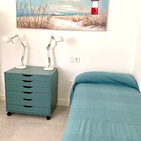 Apartamento Luz De Conil Aire Acondicionado Y Wifi -solo Familias Y Parejas-