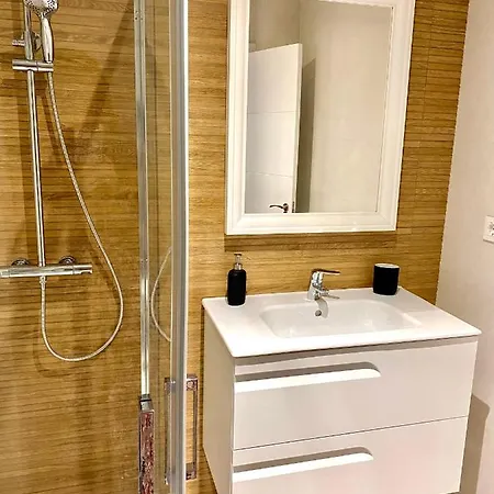 Luz De Conil Aire Acondicionado Y Wifi -solo Familias Y Parejas- * Conil De La Frontera