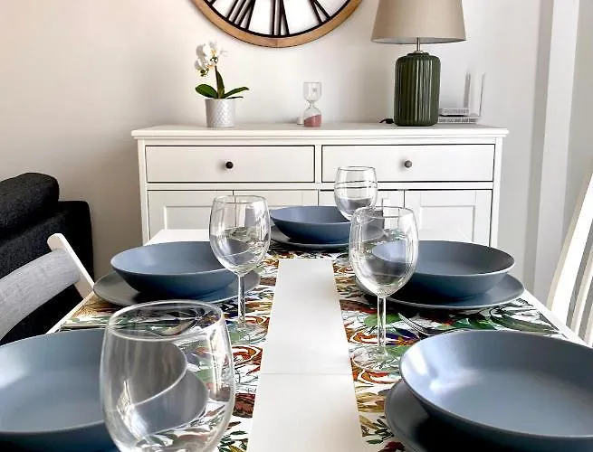 Luz De Conil Calefaccion Y Wifi -solo Familias O Pareja- No Aceptamos Grupos- * Conil De La Frontera