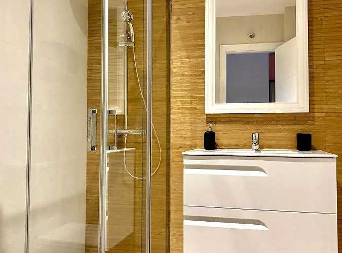 Apartamento Luz De Conil Calefacción Y Wifi -solo Familias O Pareja- No Aceptamos Grupos-