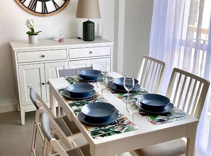 Luz De Conil Calefacción Y Wifi -solo Familias O Pareja- No Aceptamos Grupos- Conil De La Frontera